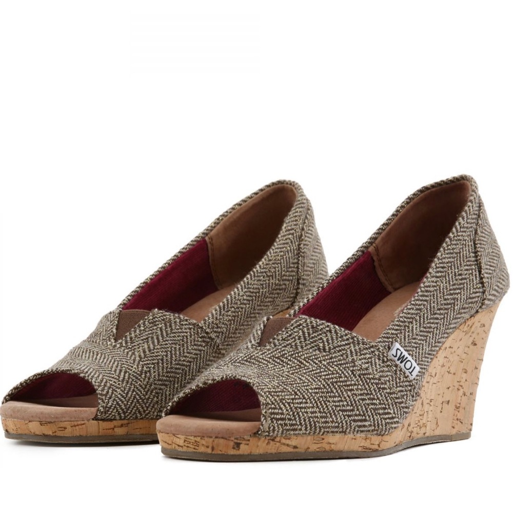 TOMS Stella Calypso Brown Metallic Herringbone
Tweed Peep Toe Cork Wedge